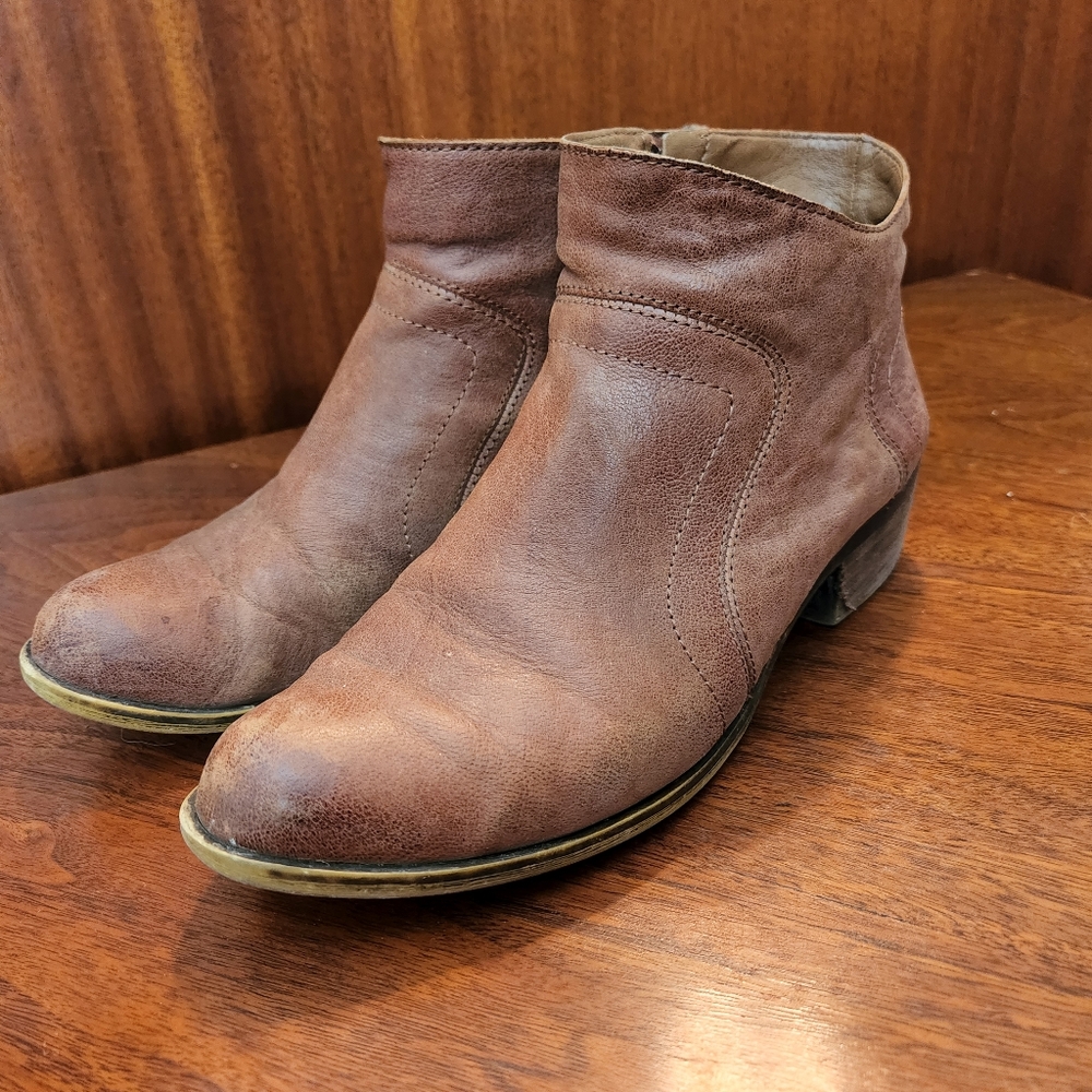 Lucky Brand | Brown Leather Ankle Boots | size: 8